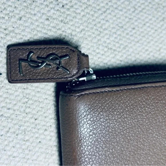 Auth Yves Saint Laurent YSL Zip Around Wallet - Picture 12 of 16